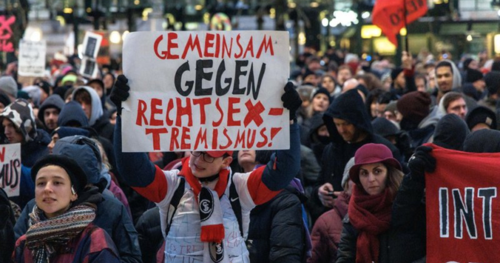 Gemeinsam gegen rechtsextreme Politik: Großdemonstration in Deutschland