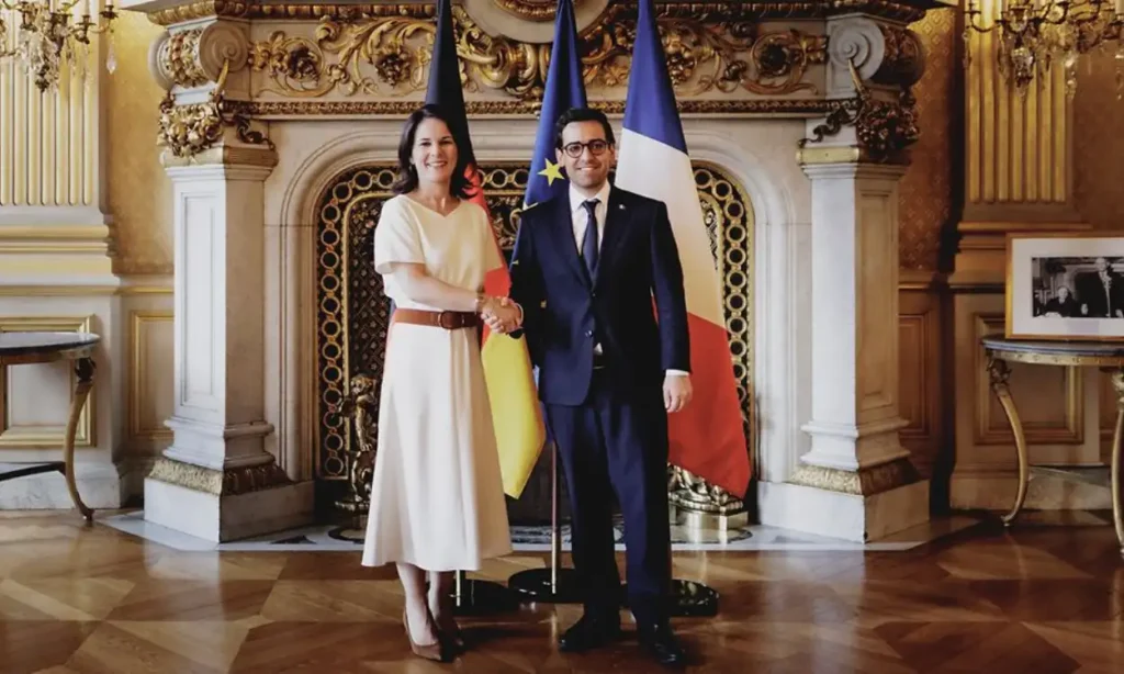Baerbocks Besuch in Paris Stärkung der EU-Zusammenarbeit angesichts globaler Herausforderungen