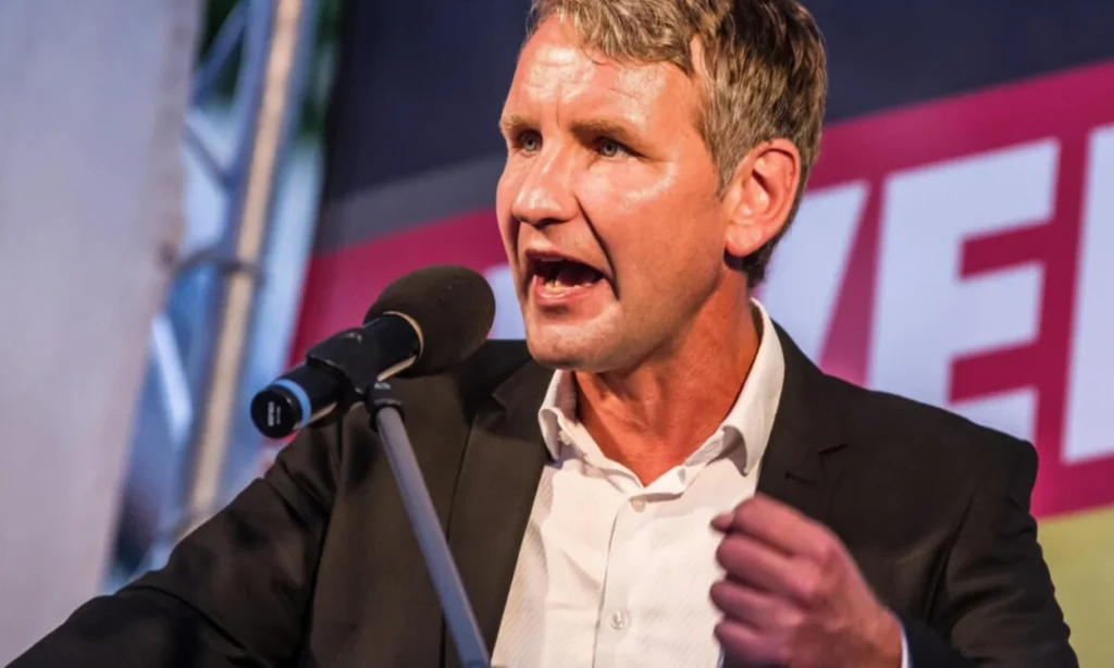 Deutschlands populistische Parteien und der Wandel in der außenpolitischen Debatte