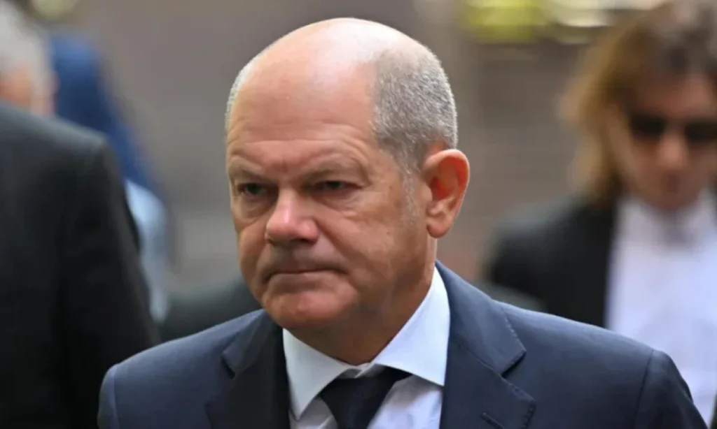 Scholz' Reaktion auf den Anschlag in Solingen Schnellere Abschiebungen und verschärfte Sicherheitsmaßnahmen