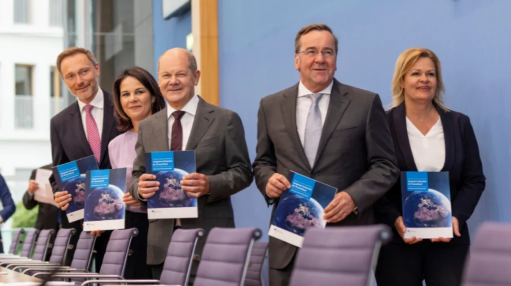 Germany Rejects U.S. Lecture: Democracy Lessons in National Strategies