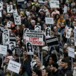 Deutschlands Nahost-Narrativ und die Auswirkungen auf muslimische Jugendliche: Ausgrenzung und Extremismusrisiken