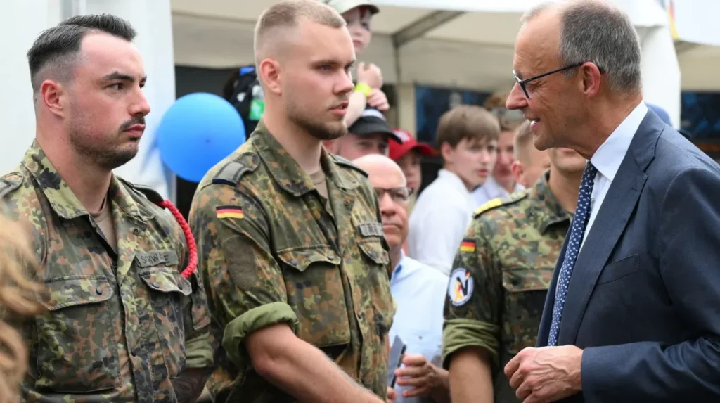 Wehrpflicht in Deutschland Zwischen Freiwilligkeit und möglicher verpflichtender Dienstpflicht für die Zukunft heute